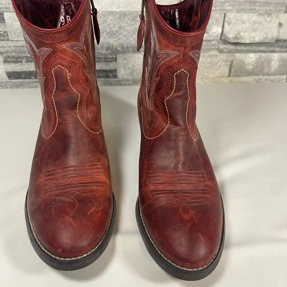 Ariat Unbridled Western Cowboy Boots Size 9B Color: Red Style 10011912 Excellent - Picture 2 of 5